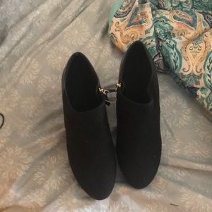 Black shoes still new